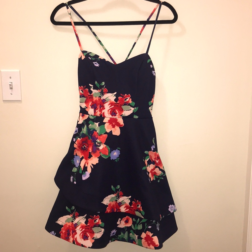 Women’s Floral Print Ruffled Mini Dress